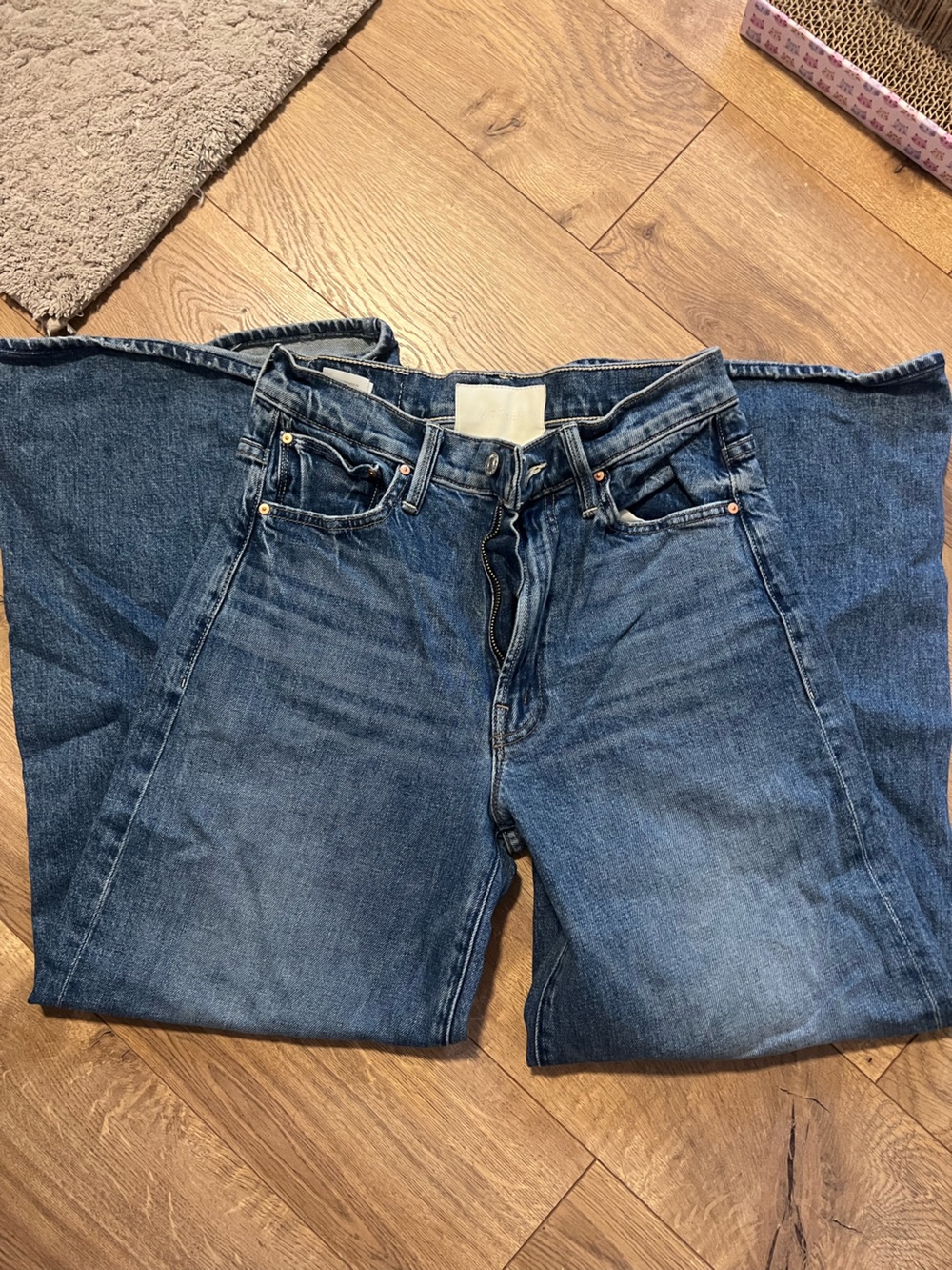 MOTHER The Ditcher Roller Zip Skim Jeans in Medium Blue